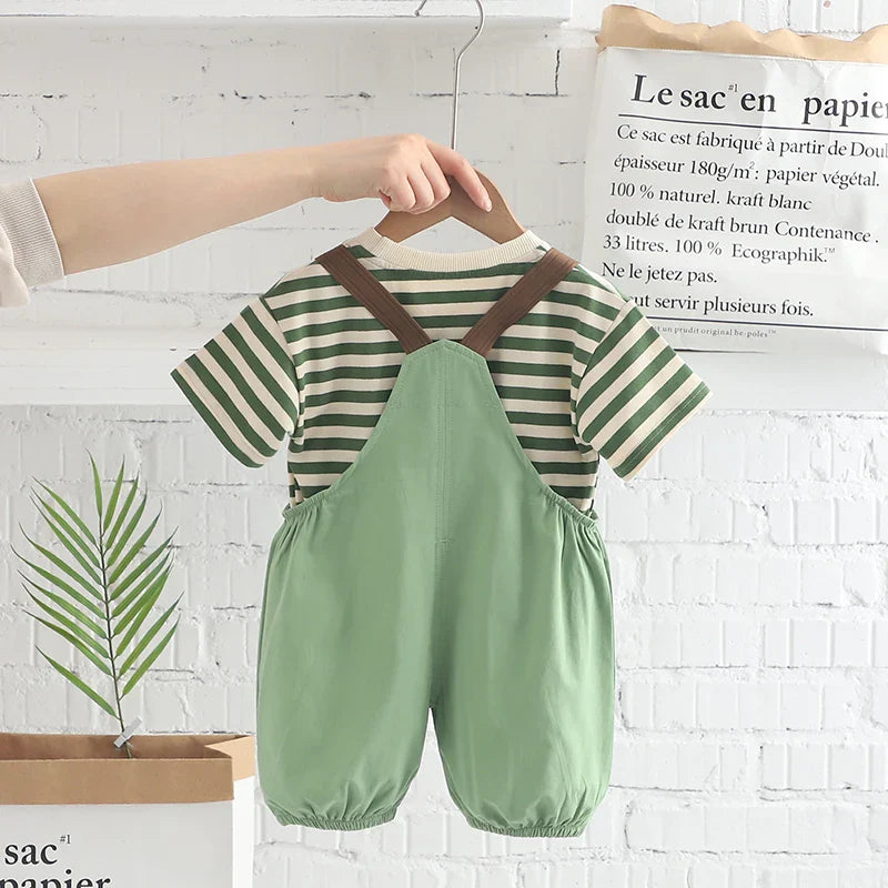 Conjunto Infantil Verão Camiseta Listrada + Jardineira 2 Peças