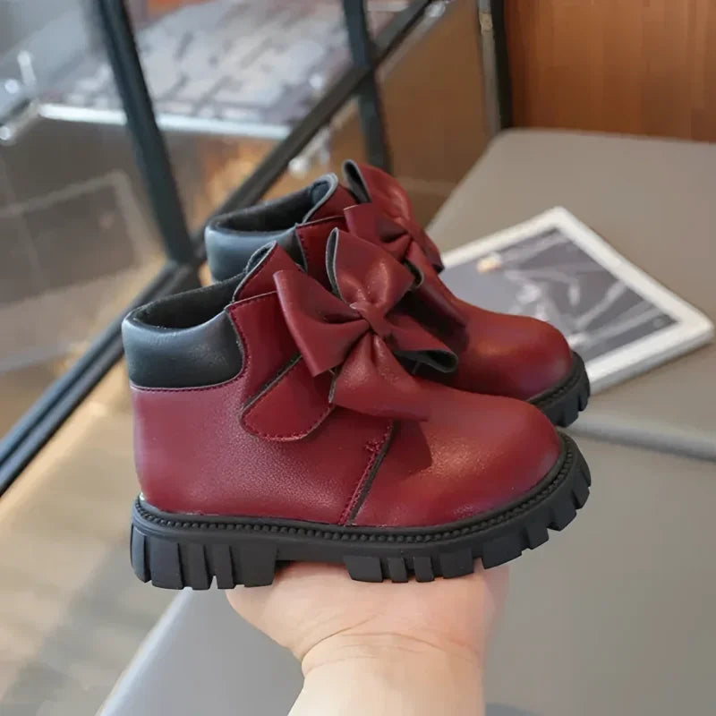 Bota Infantil Cano Curto com Laço e Solado Antiderrapante Lenogue
