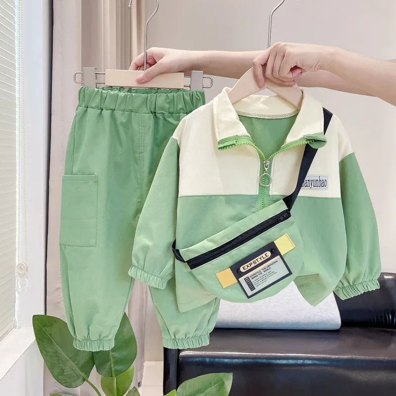 Conjunto Infantil Camisa Listrada com Estampa e Calça Casual Lenogue