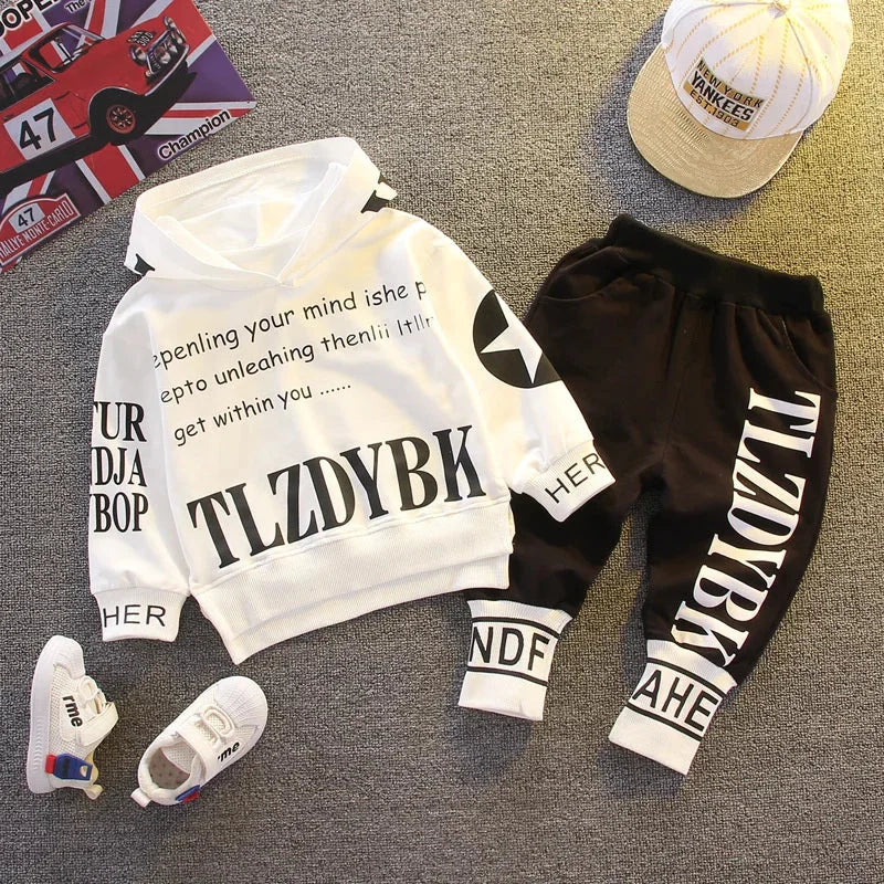 Conjunto Infantil Moletom com Capuz Estampa Letras e Calça Lenogue