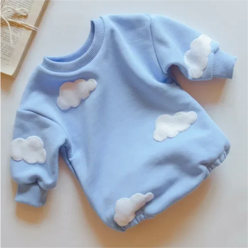 Macacão Romper Infantil Estampa Nuvens Lenogue